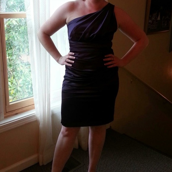 Dark Purple evening dress - Picture 1 of 4